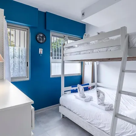 Spacieux 80 M Avec Immense Terrasse à Appartement Cannes